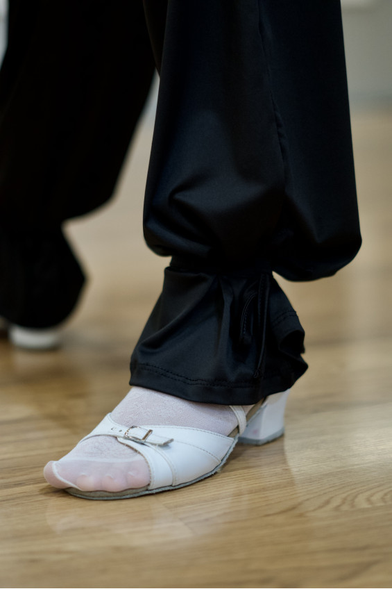 Брюки BRS911 для девочки, черный, креп