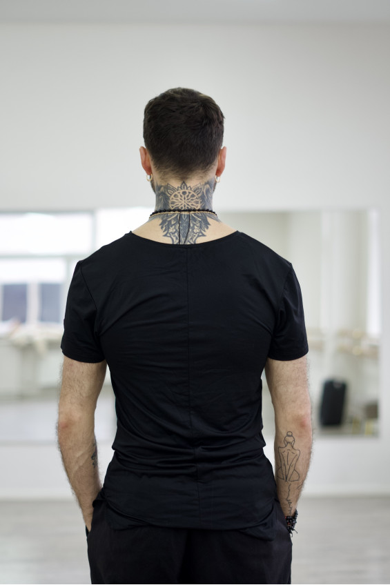 Футболка F759KR чоловіча, чорний, віскоза