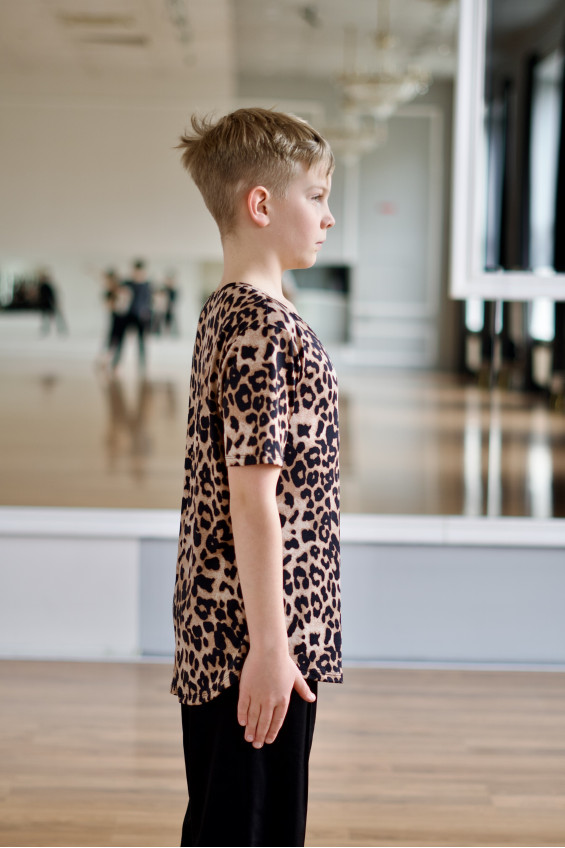 T-Shirt F765KR for a boy, Leo, crepe