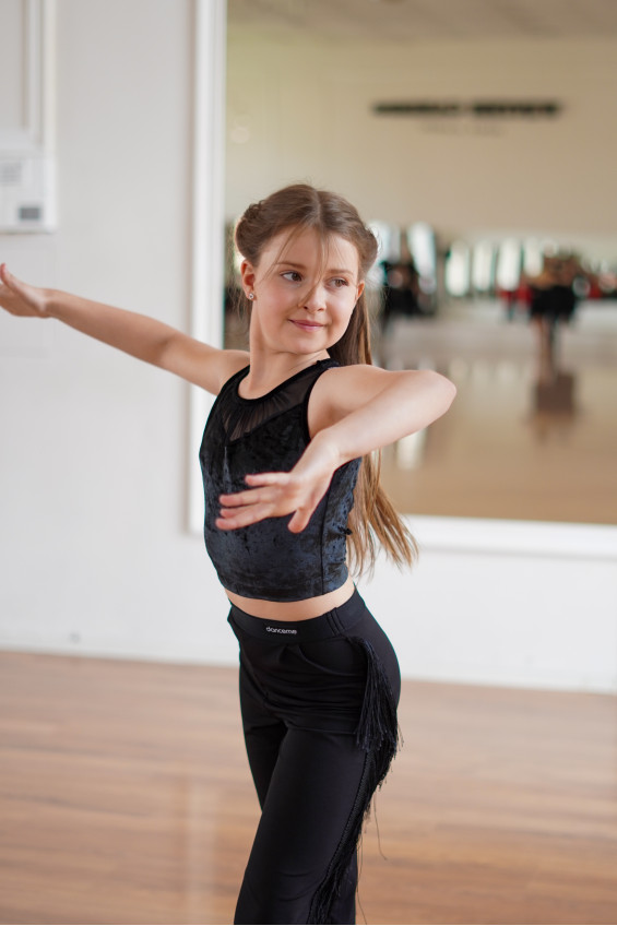 Топ TP921-13C для дівчинки, чорний, бархат, сітка