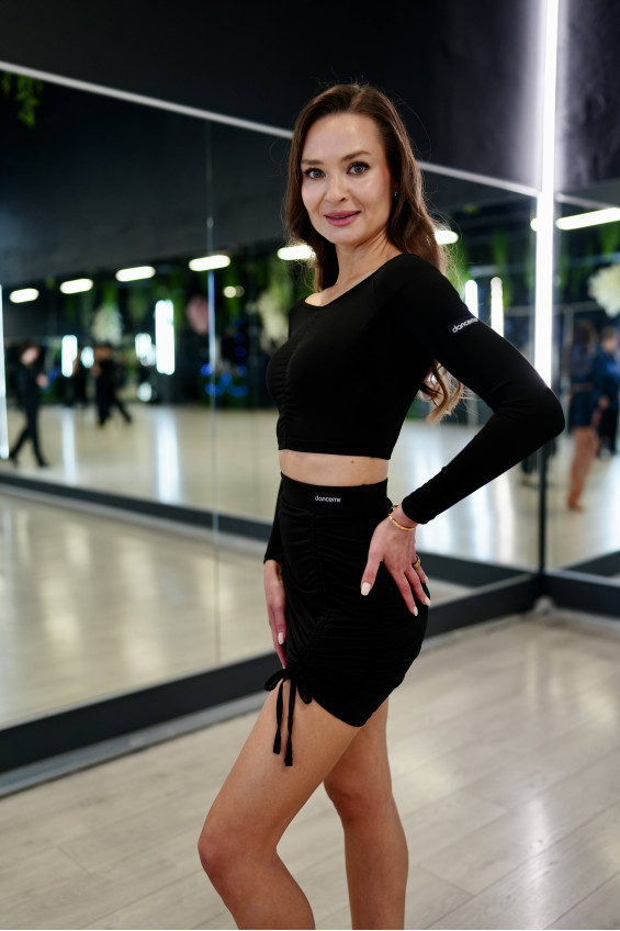 Crop top TP949 female, black, crepe