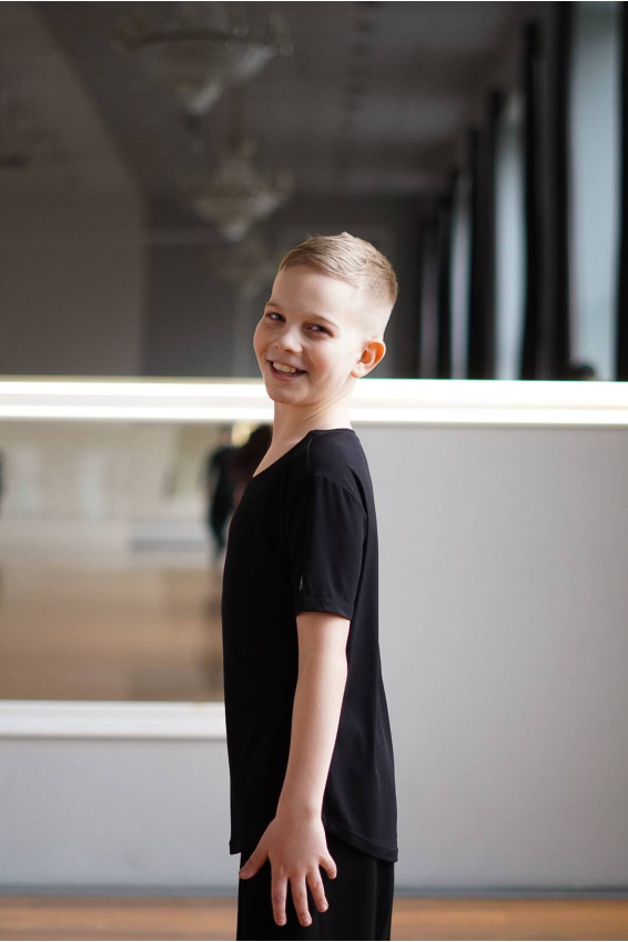 T-Shirt F765KR for a boy, Black, crepe