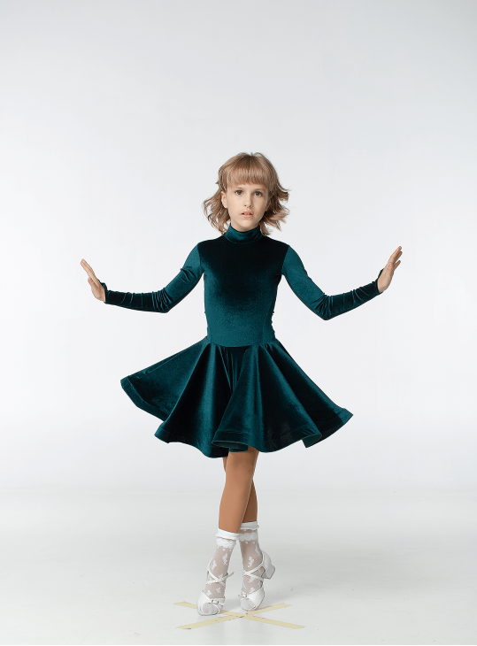 Juvenile dress BS67DR-13# for a girl, Dark green, velvet