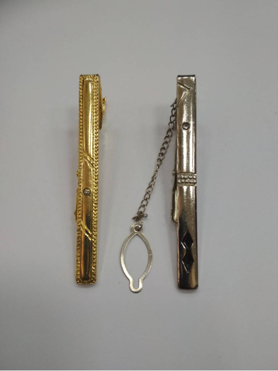 Academic Затискач