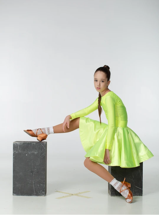 Бейсік BS319DR-371-11# Dance.me, Україна, біфлекс+гіпюр, лимонний