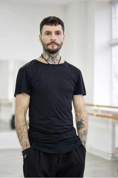 Футболка F759KR чоловіча, чорний, віскоза