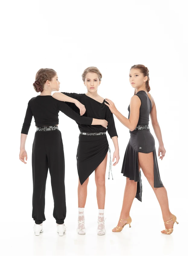Skirt UL780-14 for a girl, Black, crepe