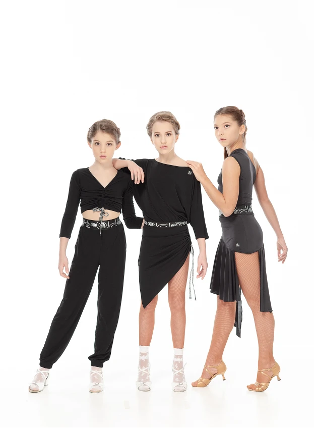 Skirt UL780-14 for a girl, Black, crepe