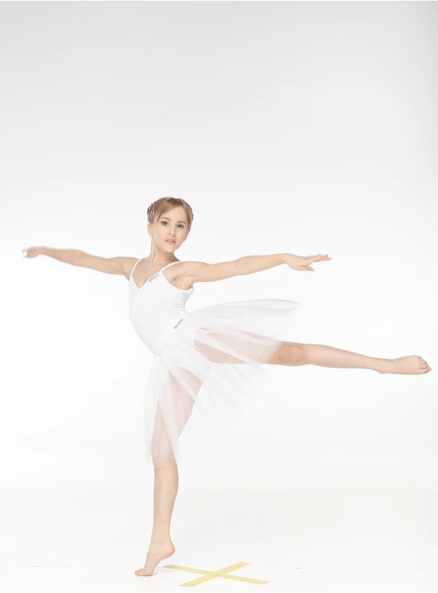 Chopin tutu CH222 for a girl, white, tulle, lycra