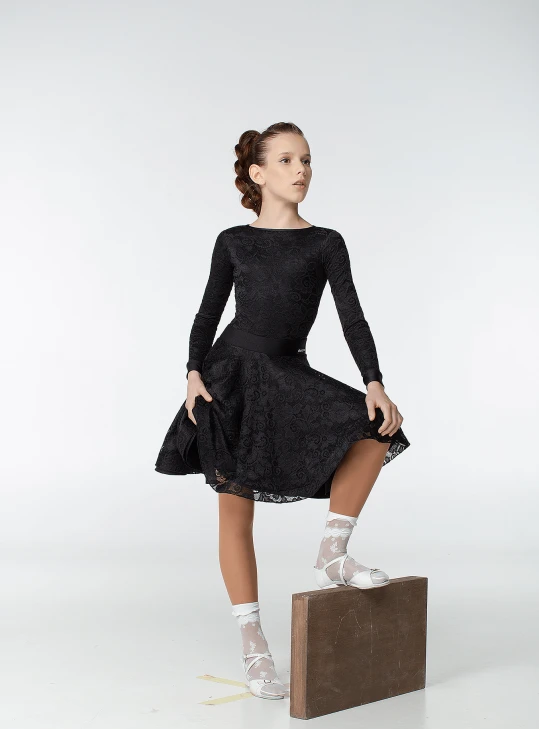 Бейсік BS269-402-11# для дівчинки, чорний, біфлекс, гіпюр