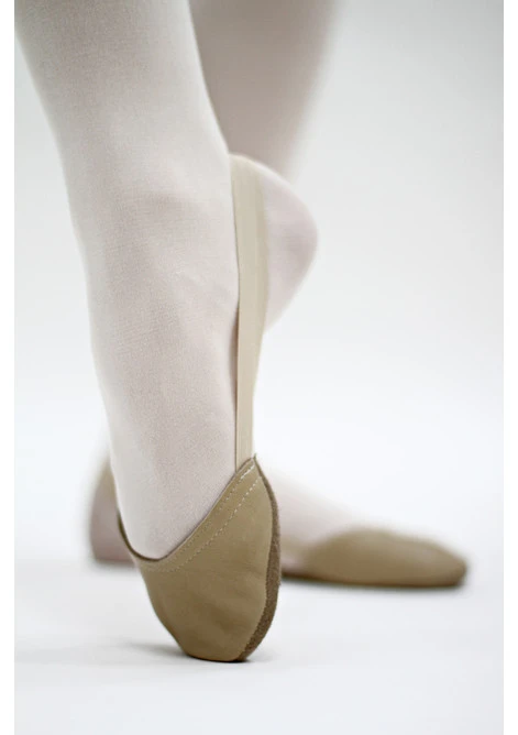 Напівчешки Master тілесний, шкіра люкс