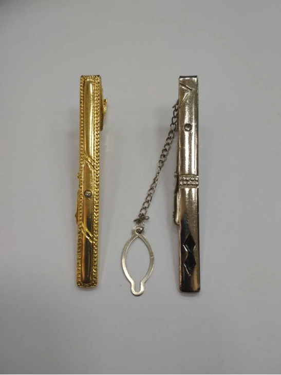 Academic Затискач